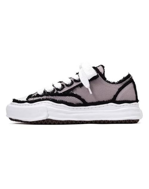FP Low-Top Sneaker