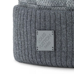 "LV" Beanie Grau