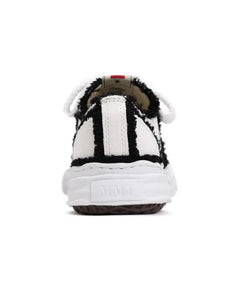FP Low-Top Sneaker
