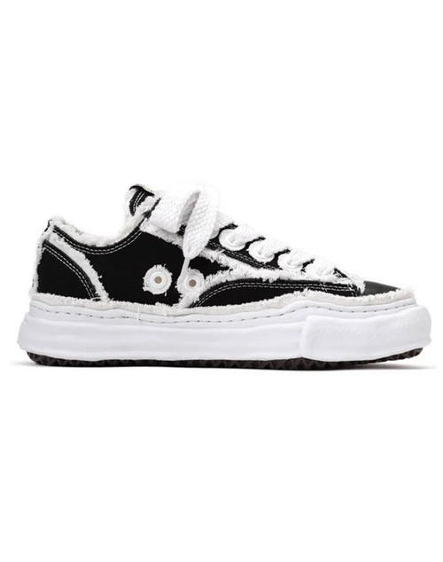 FP Low-Top Sneaker