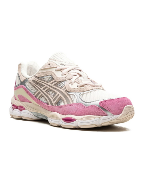Azura Runner Sneakers